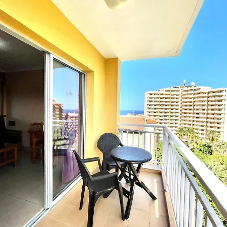 Long Studio, High Floor, Wifi, Rooftop Pool, 250m To The Beach In Puerto De La Cruz * Puerto de la Cruz (Tenerife)