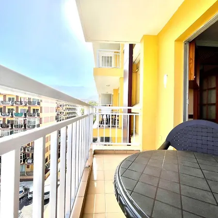 Apartamento Long Studio, High Floor, Wifi, Rooftop Pool, 250m To The Beach In Puerto De La Cruz