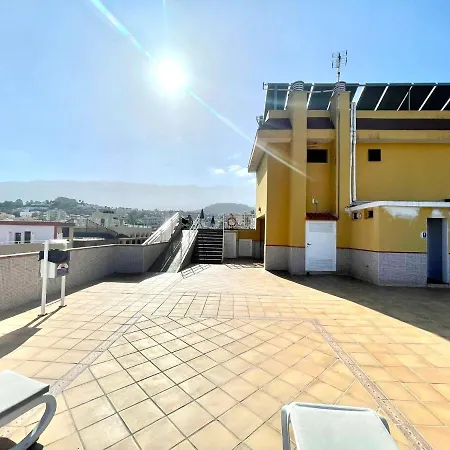 Long Studio, High Floor, Wifi, Rooftop Pool, 250m To The Beach In Puerto De La Cruz Apartamento Puerto de la Cruz (Tenerife)