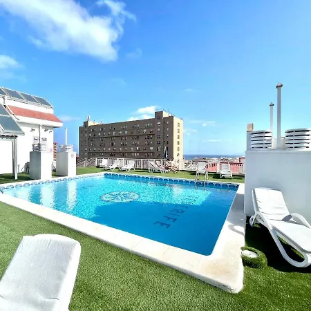 Apartamento Long Studio, High Floor, Wifi, Rooftop Pool, 250m To The Beach In Puerto De La Cruz