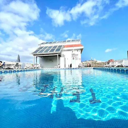 Long Studio, High Floor, Wifi, Rooftop Pool, 250m To The Beach In Puerto De La Cruz