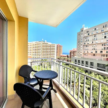 Apartamento Long Studio, High Floor, Wifi, Rooftop Pool, 250m To The Beach In Puerto De La Cruz