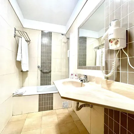 Long Studio, High Floor, Wifi, Rooftop Pool, 250m To The Beach In Puerto De La Cruz Apartamento
