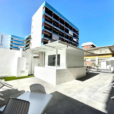 Long Studio, High Floor, Wifi, Rooftop Pool, 250m To The Beach In Puerto De La Cruz Apartment